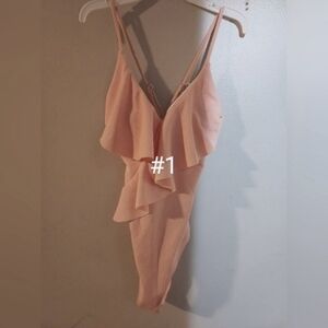Woman's Cute One Piece Bathing Suit Size XS NWOT
